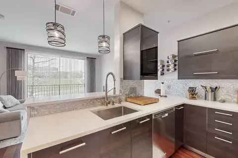 330 Las Colinas Blvd E #332, Irving, TX 75039