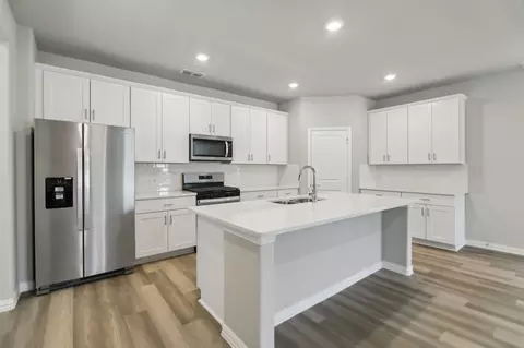 2704 Big Bend Mews, Corinth, TX 76210