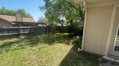 707 Tanbark Dr, Euless, TX 76040 photo 29