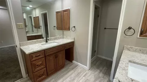 707 Tanbark Dr, Euless, TX 76040 photo 12