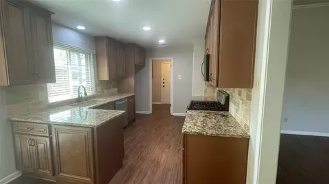 707 Tanbark Dr, Euless, TX 76040 photo 18