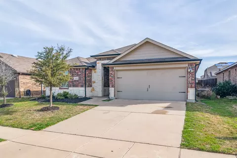2430 Rosharon Dr, Forney, TX 75126