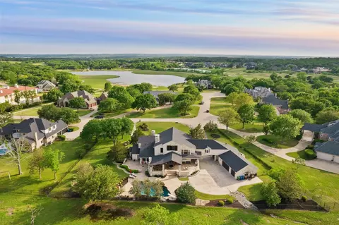 8608 Doral Ct W, Flower Mound, TX 75022
