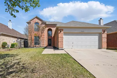 7845 Orland Park Cir, Fort Worth, TX 76137