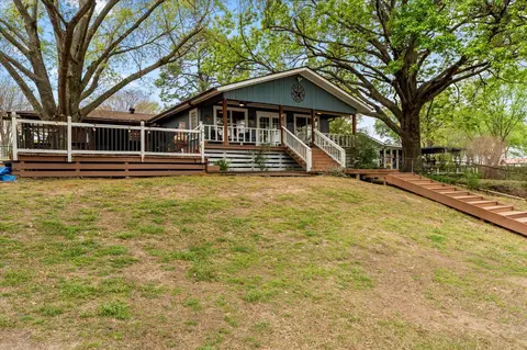 112 Henderson Harbor Cir, Payne Springs, TX 75156