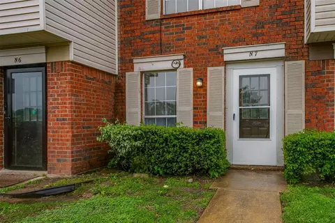 10500 Lake June #N07, Dallas, TX 75217