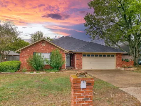 7117 Quail Ridge Rd, Fort Worth, TX 76132