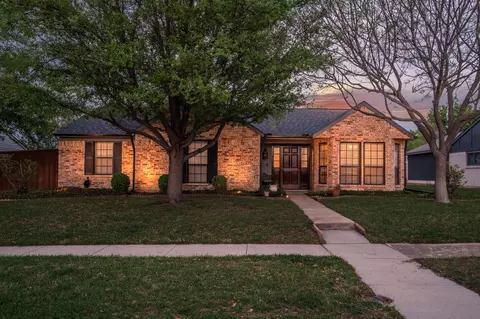 975 Redcedar Way Dr, Coppell, TX 75019