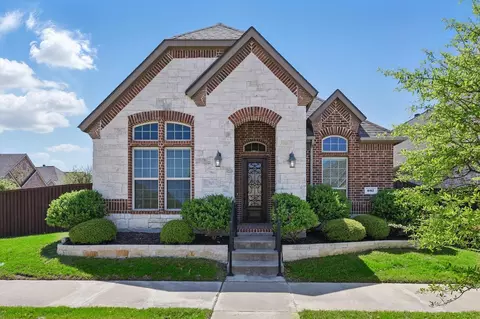 697 Enfield Dr, Frisco, TX 75036