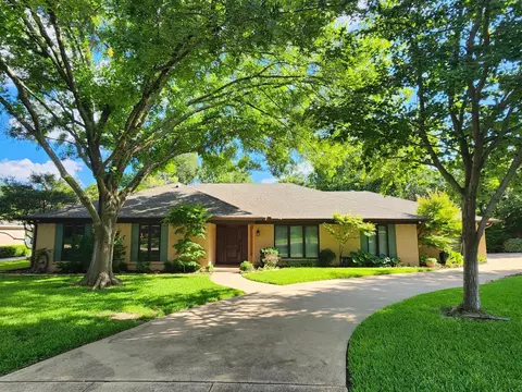 7109 Riverport Rd, Fort Worth, TX 76116