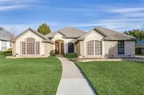 622 Indian Creek Dr, Trophy Club, TX 76262