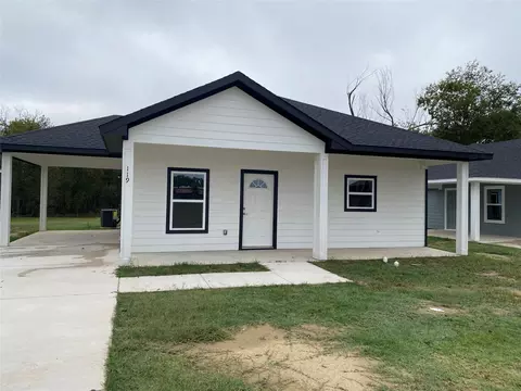 119 E 13th Ave, Corsicana, TX 75110
