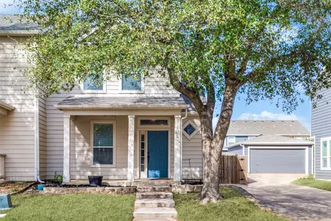 10613 Astor Dr, Fort Worth, TX 76244