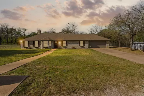 161 Mariah Dr, Weatherford, TX 76087
