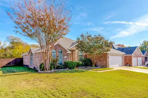 6002 Blue Oak Dr, Garland, TX 75043