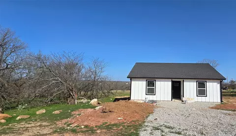 380 Cimmarron Trl, Bridgeport, TX 76426