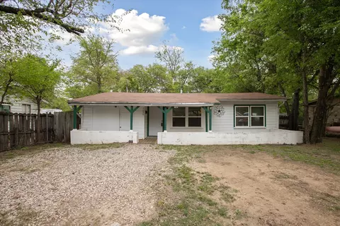 2626 Portwood Ct, Haltom City, TX 76117