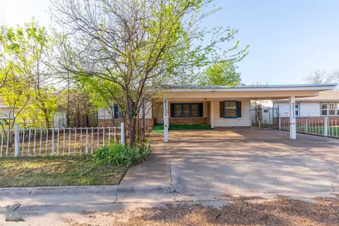 2113 N 8th St, Abilene, TX 79603
