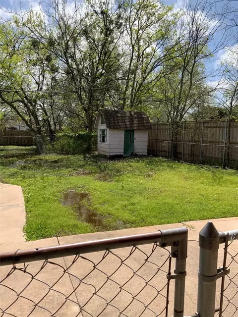 403 E Hackberry St, Leonard, TX 75452 photo 15