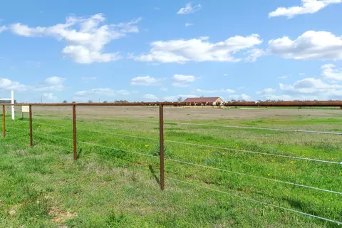 2200 Campbell Rd, Tolar, TX 76476