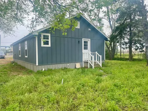 999 W Main St, Como, TX 75431 photo 29
