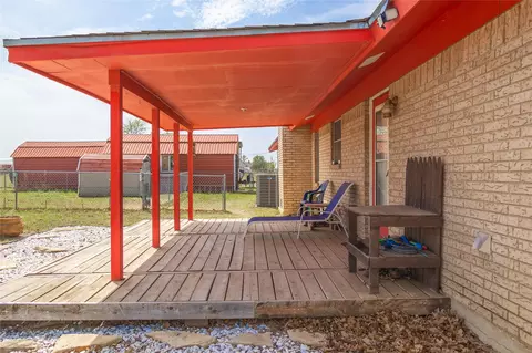 Exterior - 401 S 6th St, Bangs, TX 76823 photo 4 of 10