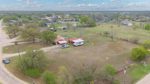 View/Area - 401 S 6th St, Bangs, TX 76823 photo 3 of 4