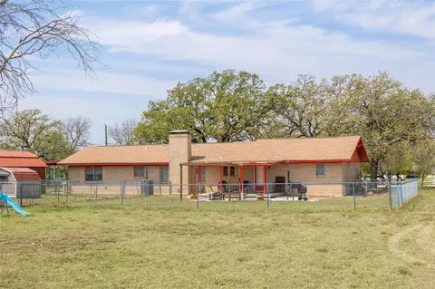 Exterior - 401 S 6th St, Bangs, TX 76823 photo 8 of 10