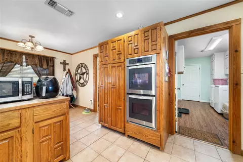 Kitchen - 401 S 6th St, Bangs, TX 76823 photo 4 of 5