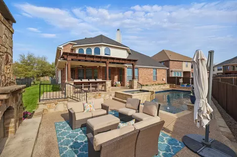 1805 Lewis Crossing Dr, Keller, TX 76248