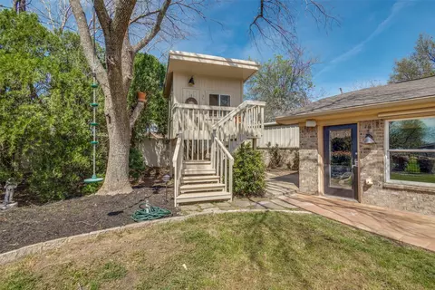 328 S Jackson Ave, Justin, TX 76247