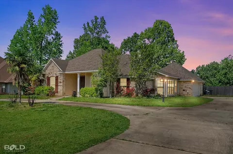 2605 Firefly Trl, Haughton, LA 71037