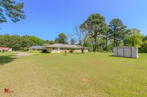 Exterior - 1201 Coyle St, Springhill, LA 71075 photo 8 of 9