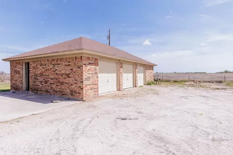 173 Pr 3425, Bridgeport, TX 76426 photo 9