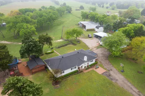 1302 Wilson Rd, Lancaster, TX 75146 photo 4