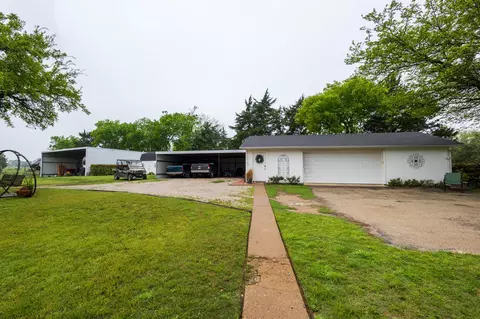 1302 Wilson Rd, Lancaster, TX 75146 photo 11