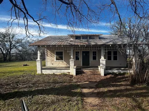 113 E Grant Town Rd, Mingus, TX 76463