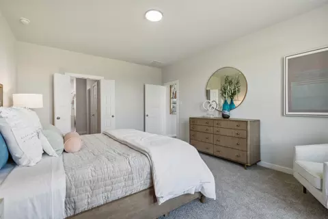 Bedroom - 424 Marsh Dr, Lavon, TX 75166 photo 2 of 5