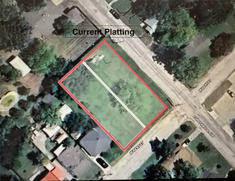 1112 Nugent St, Bowie, TX 76230