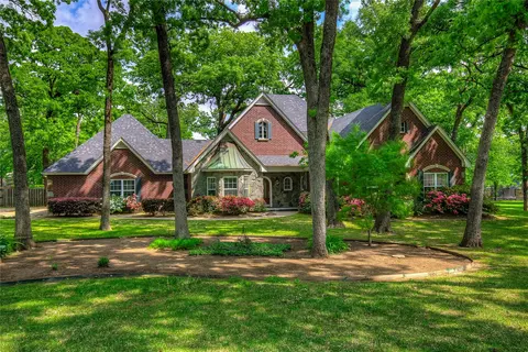 125 Timber Creek Dr, Sulphur Springs, TX 75482