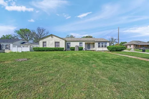 601 S Brown Ave, Denison, TX 75020