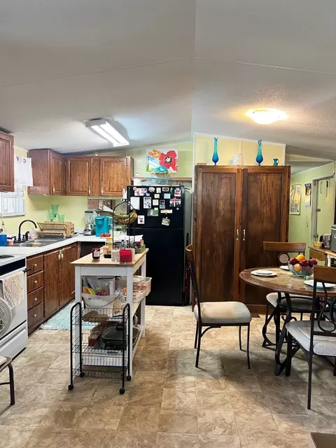 306 N Leon St, Gustine, TX 76455 photo 7