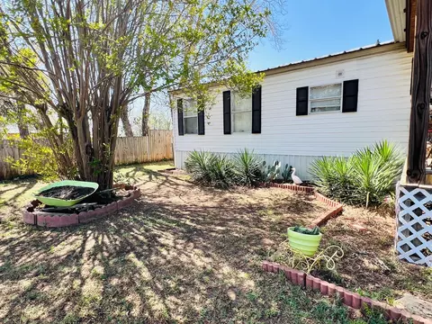 306 N Leon St, Gustine, TX 76455 photo 18