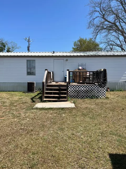 306 N Leon St, Gustine, TX 76455 photo 24