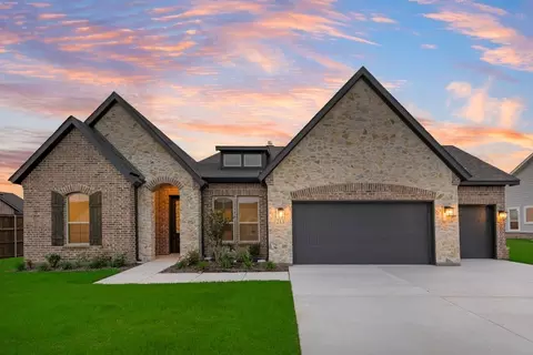 213 Meadow Vista Dr, New Fairview, TX 76078
