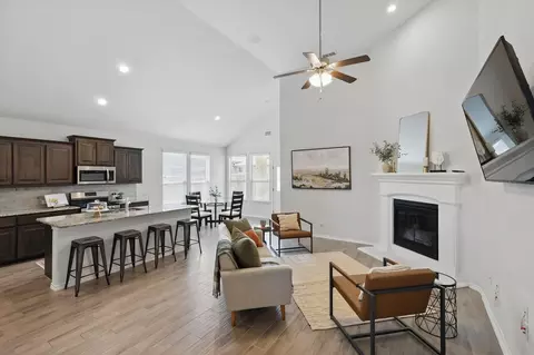 2408 Clay Creek Ln, Fort Worth, TX 76177