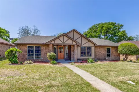 2816 Red River St, Mesquite, TX 75150