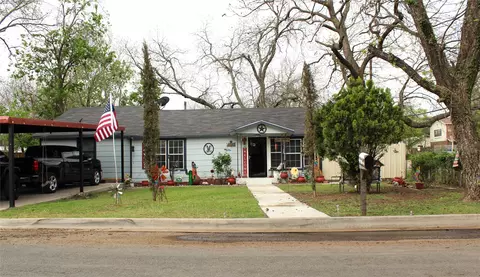 1090 N Race St, Stephenville, TX 76401