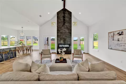 Living - 1209 Griffith Ave, Terrell, TX 75160 photo 4 of 4