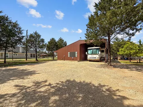 1477 Cedar Mills Rd, Gordonville, TX 76245